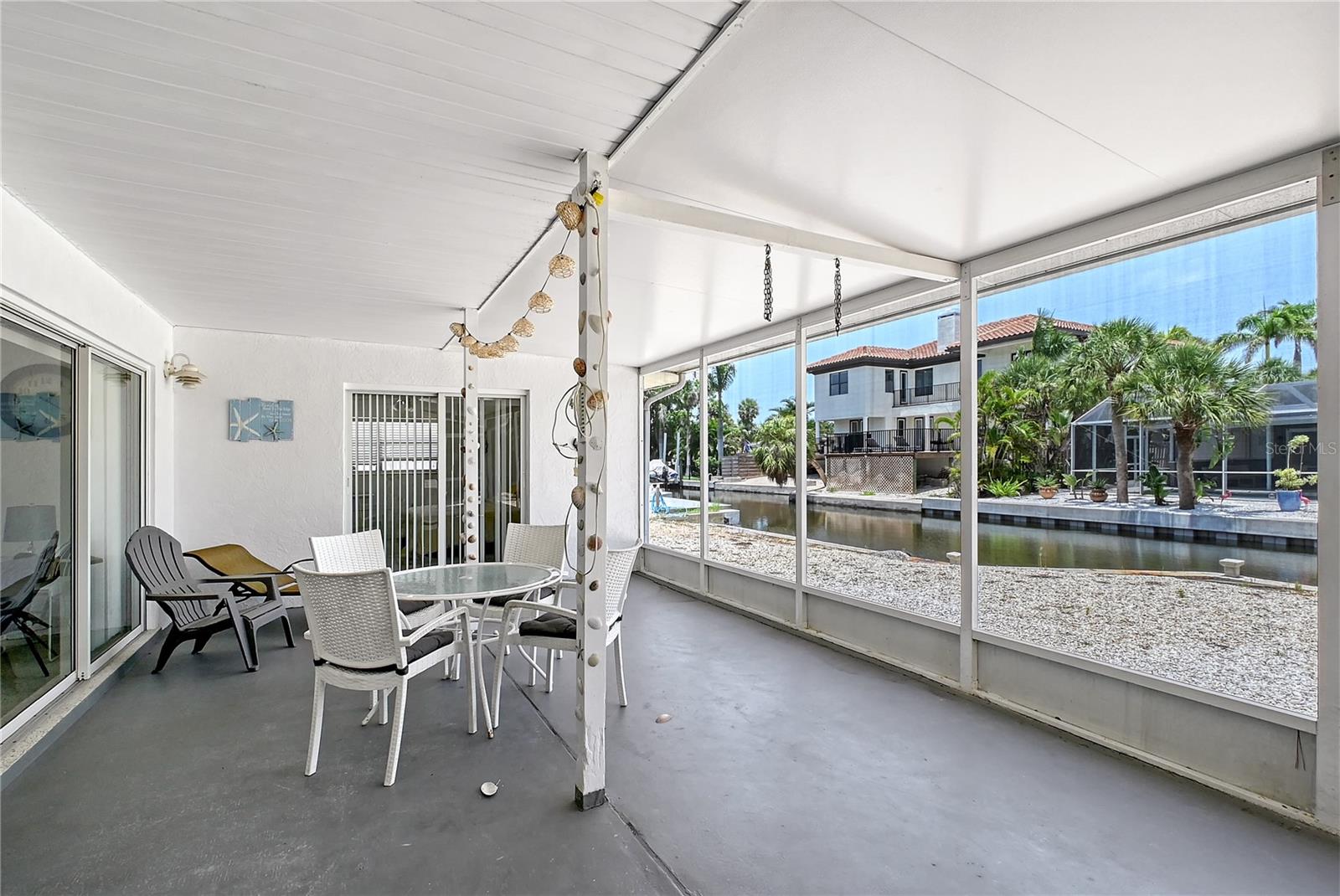 SIESTA MANOR SEC 1 - Residential