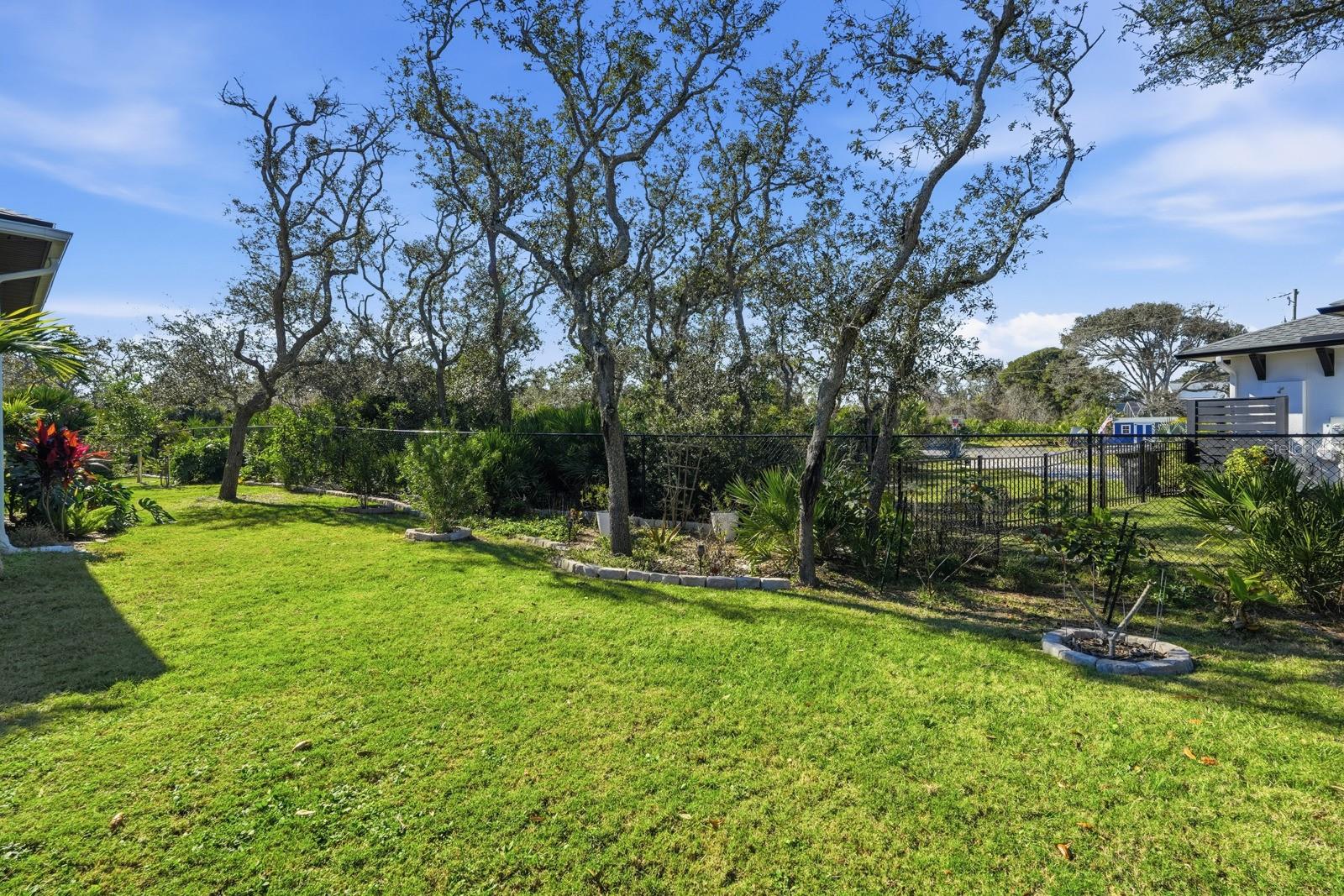 ARMAND BEACH EAST SUB - Residential