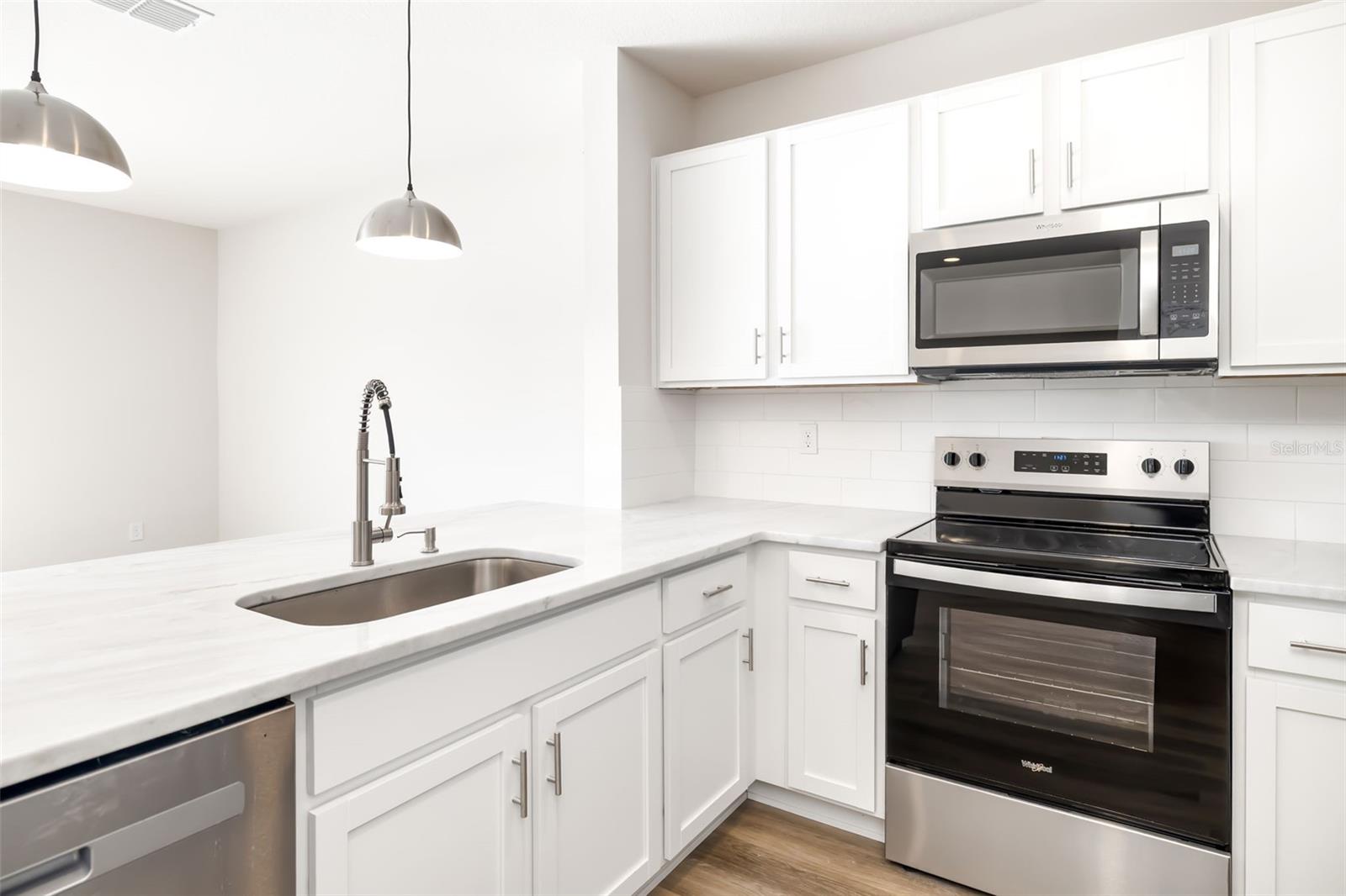 STAR FARMSPH V-SUBPHASES A - Residential Lease