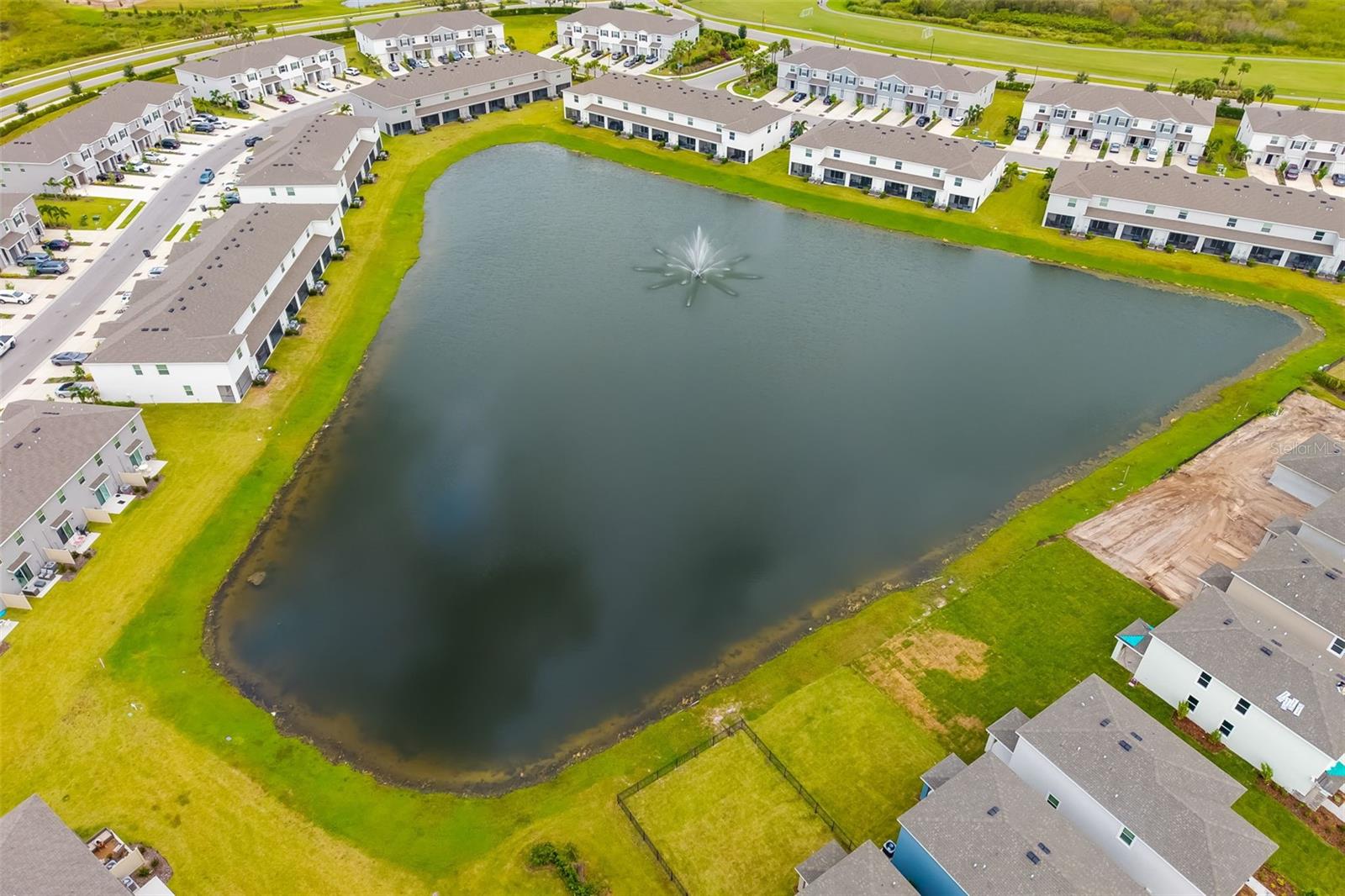 STAR FARMSPH V-SUBPHASES A - Residential Lease