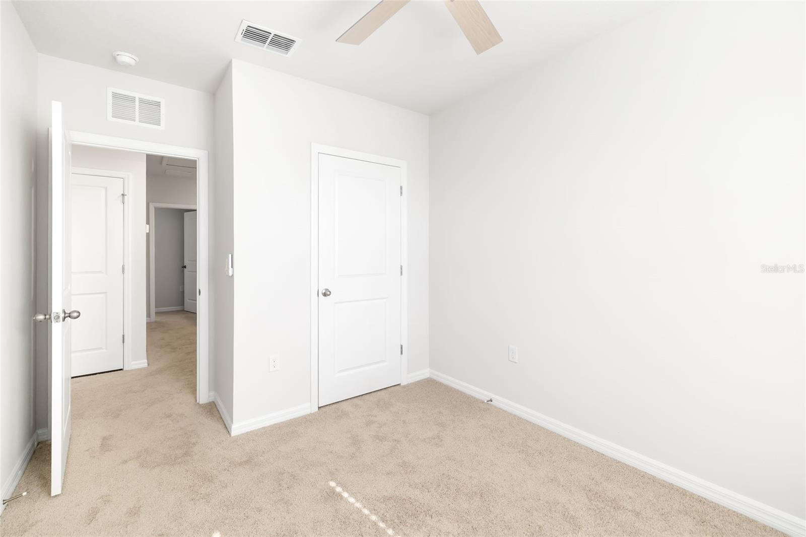 STAR FARMSPH V-SUBPHASES A - Residential Lease