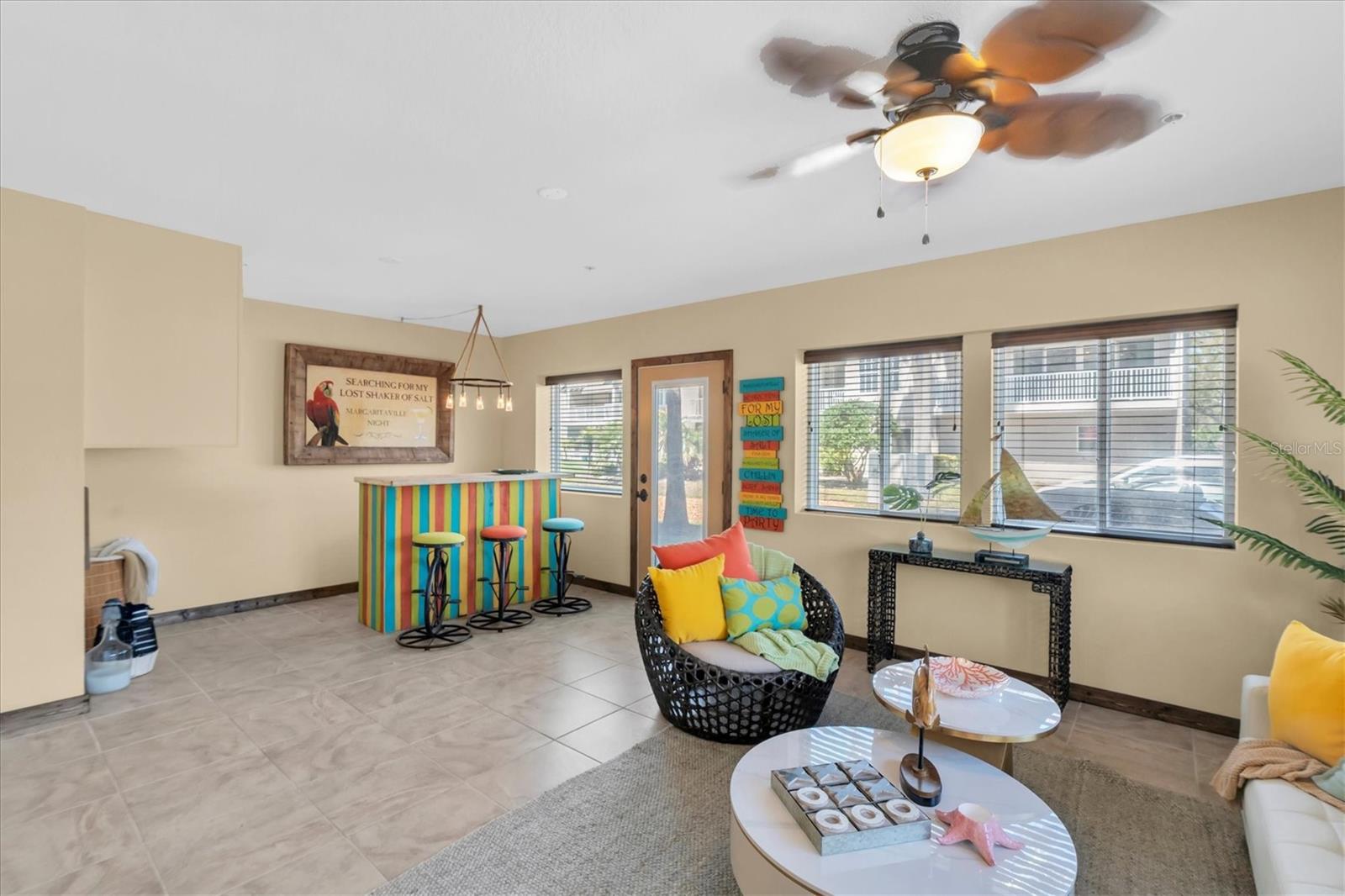 POINTE TARPON TWNHMS - Residential