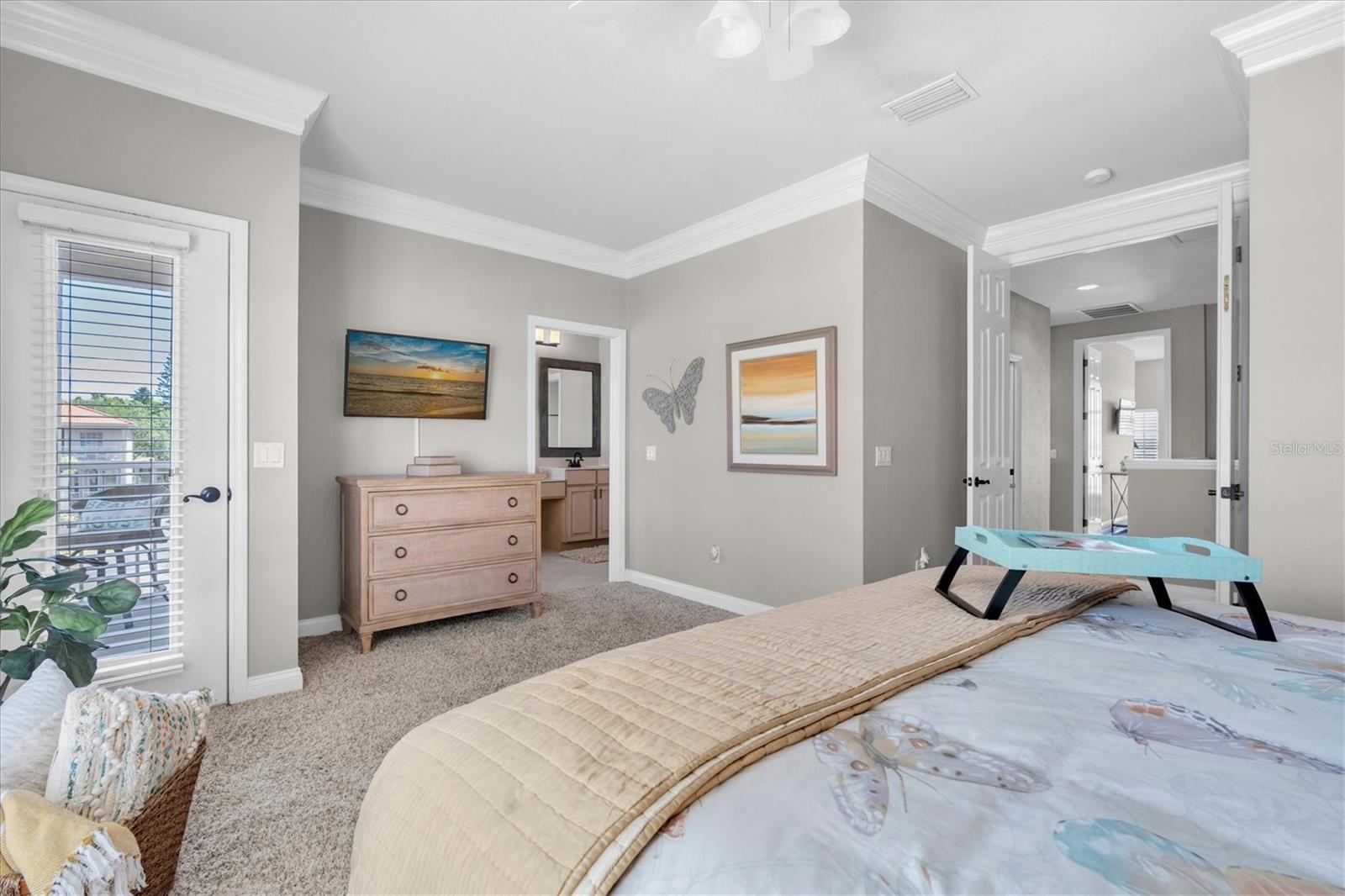 POINTE TARPON TWNHMS - Residential