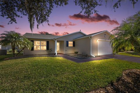 Photo of 974 Livingston Loop, The Villages, FL 32162 (MLS # G5107441)
