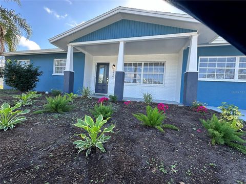 A home in SARASOTA