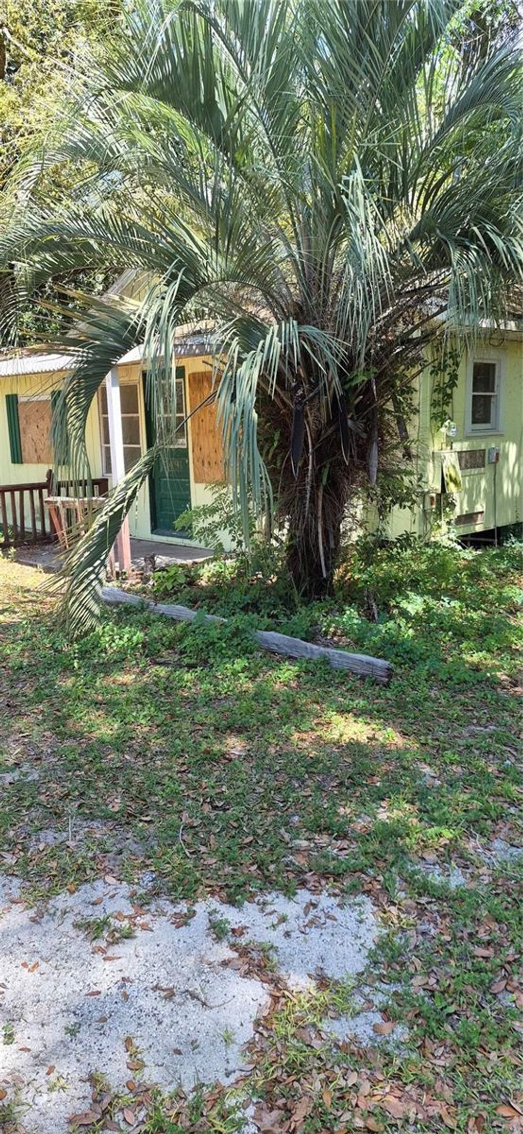 Photo of 1491 SE 189th Avenue, Silver Springs, FL 34488 (MLS # OM725306)
