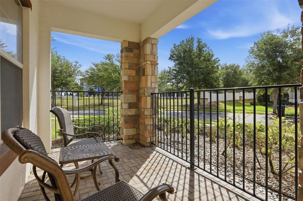 Photo of 10902 Citron Oaks Drive, Orlando, FL 32836 (MLS # TB8507076)