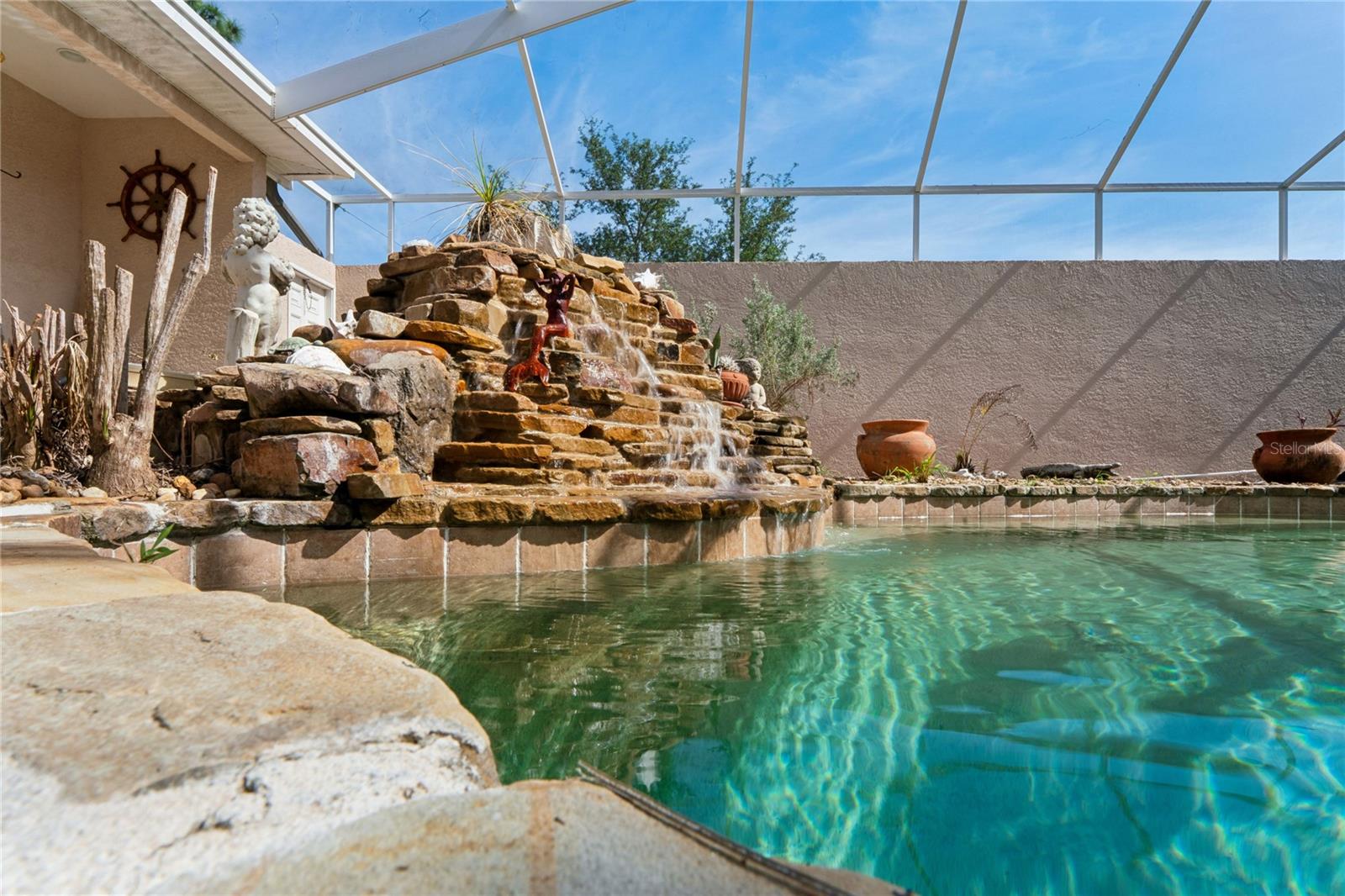 WOODLAND WATERS PH 5 - Residential