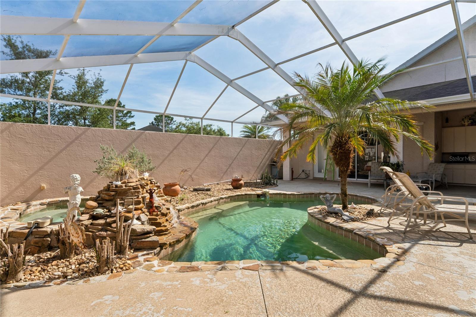 WOODLAND WATERS PH 5 - Residential
