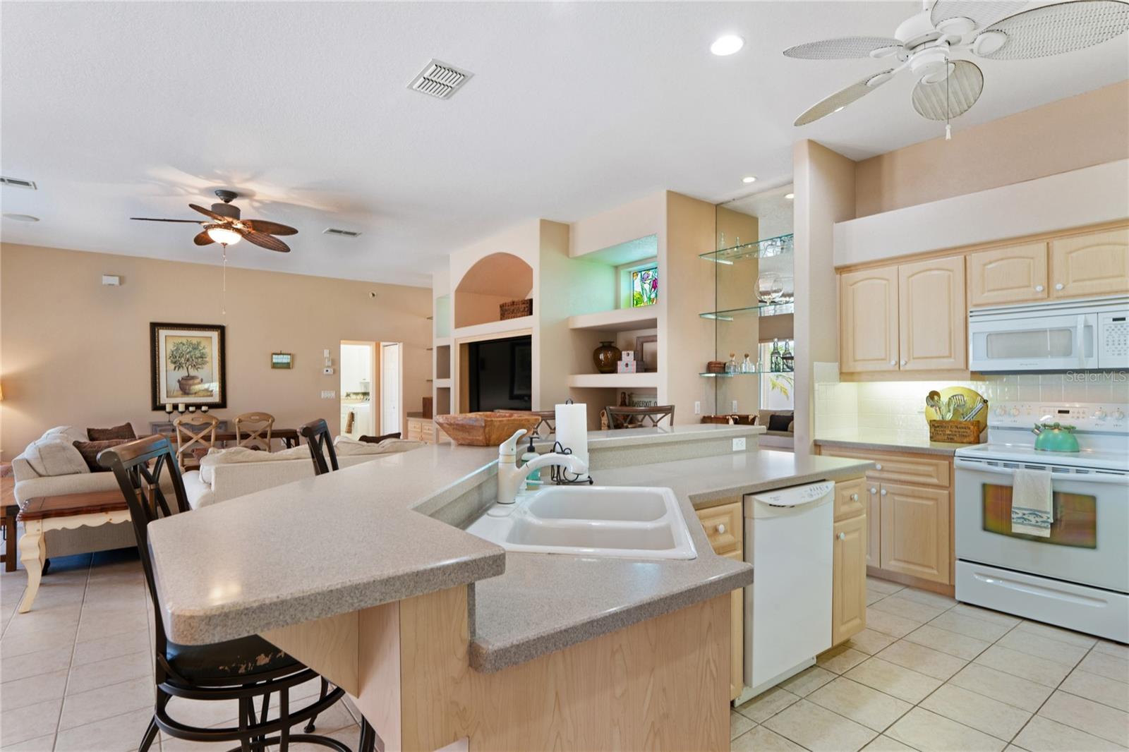 WOODLAND WATERS PH 5 - Residential