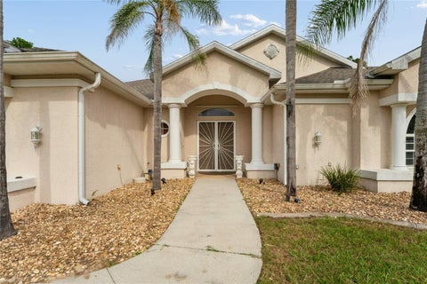 10120 Shortleaf Court, Weeki Wachee, FL 34613