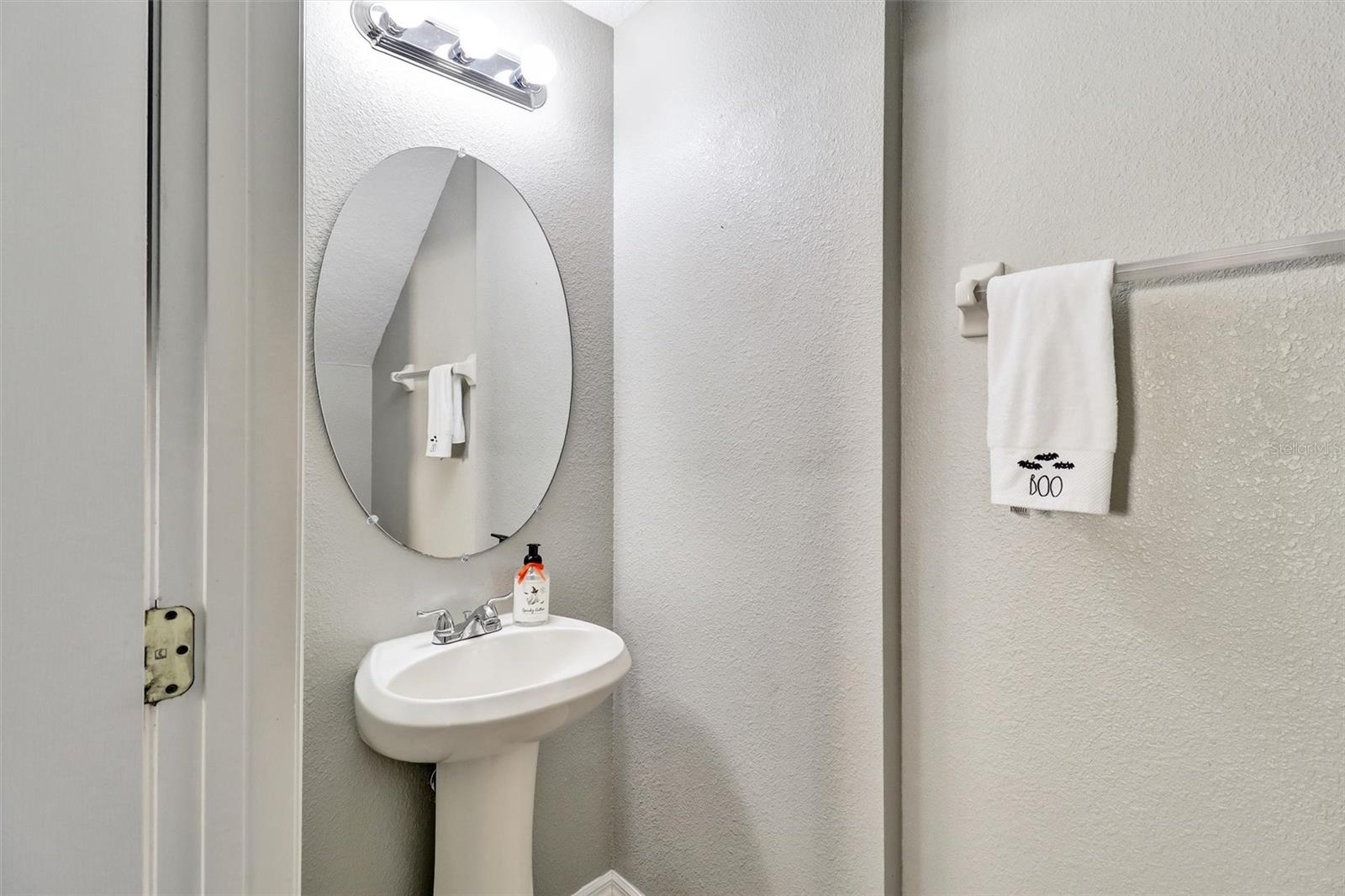 RETREAT AT TWIN LAKES REP - Residential