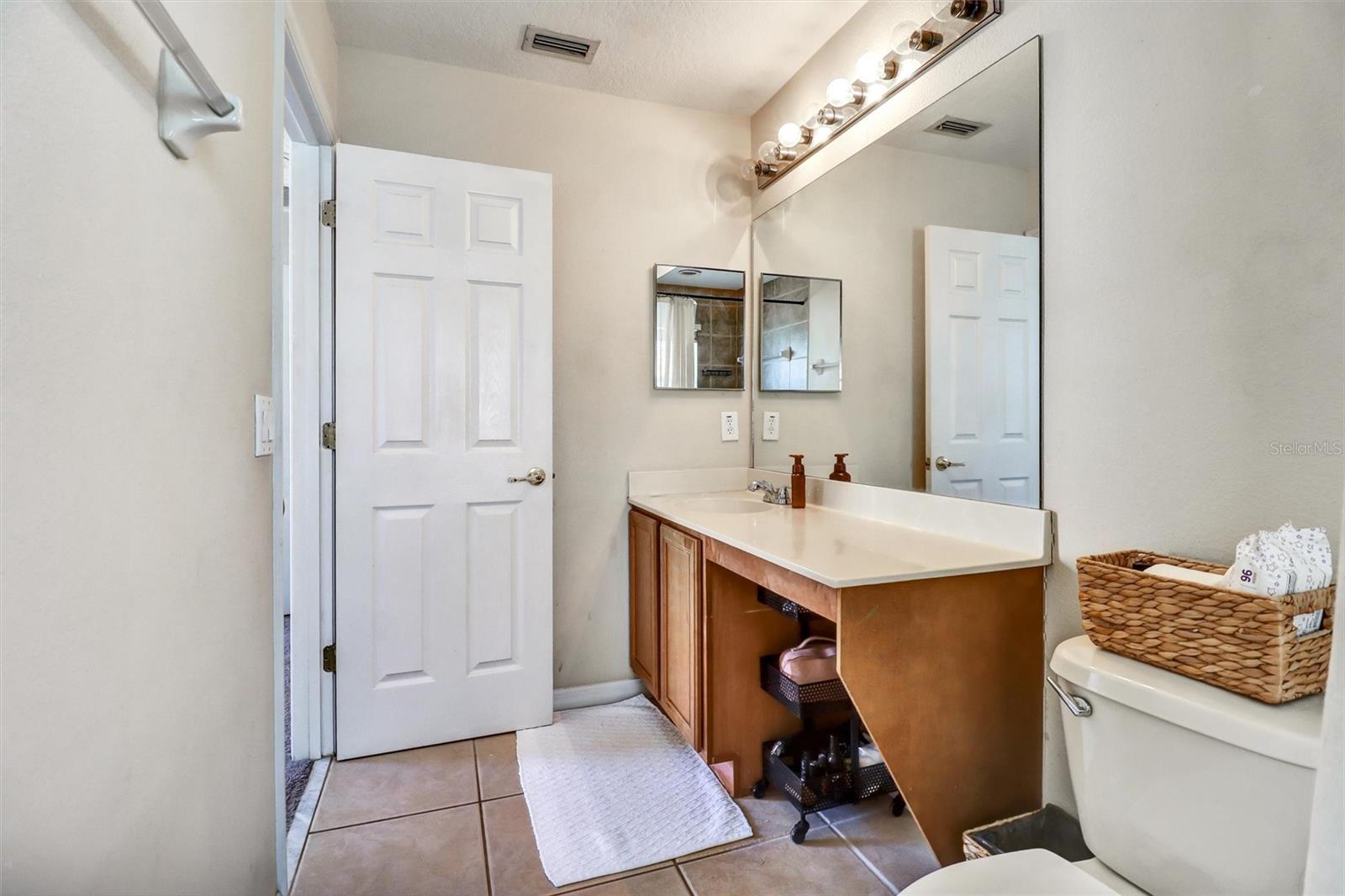 RETREAT AT TWIN LAKES REP - Residential