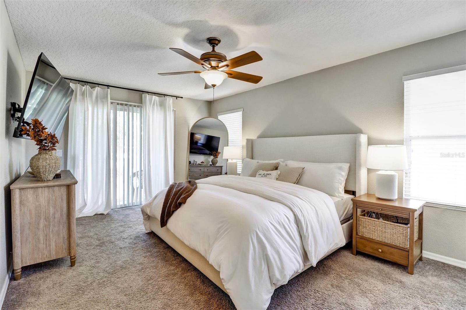 RETREAT AT TWIN LAKES REP - Residential