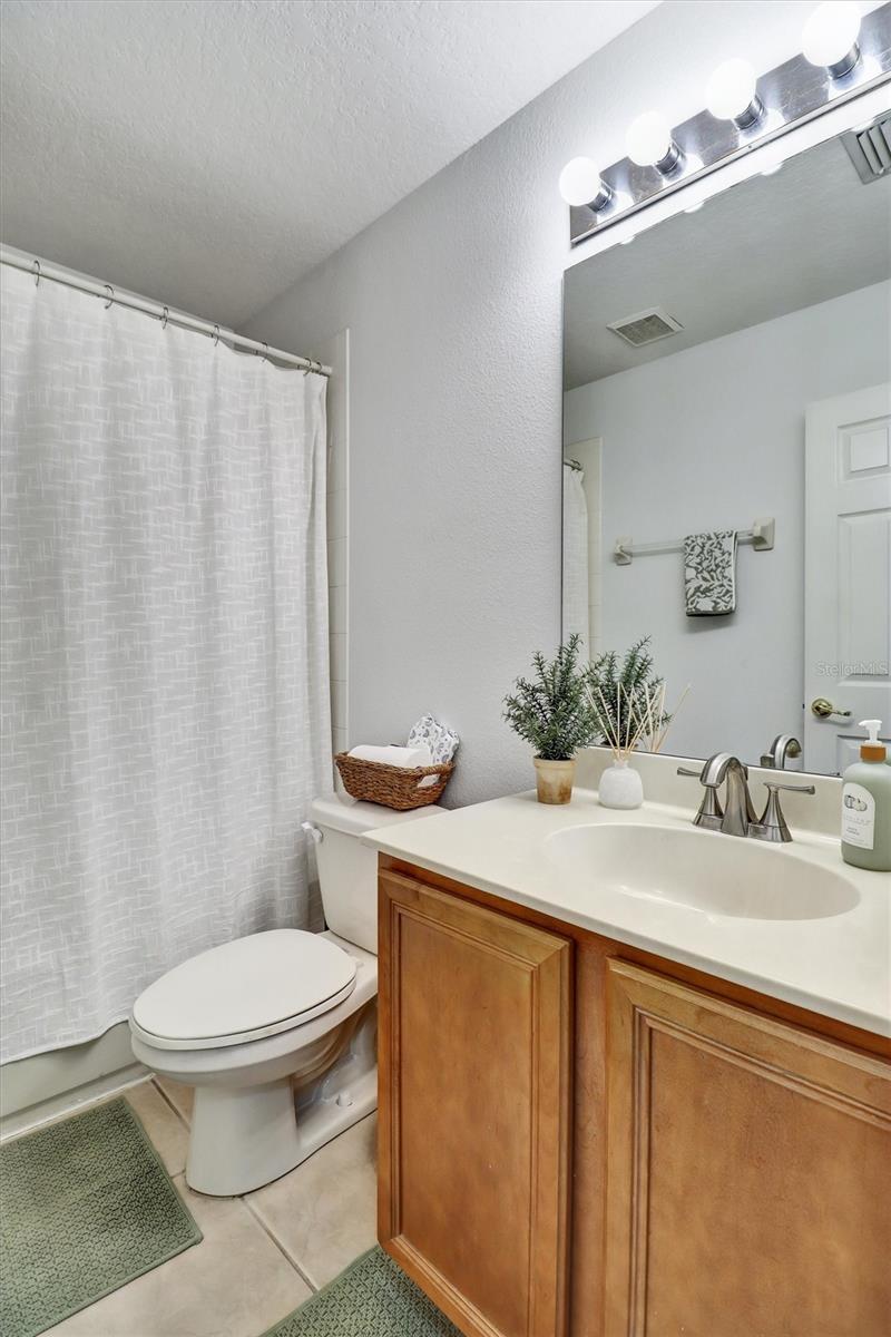 RETREAT AT TWIN LAKES REP - Residential