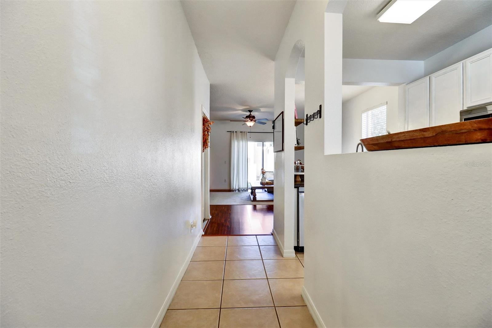 2761 RETREAT VIEW CIRCLE