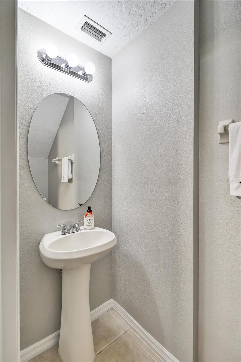 RETREAT AT TWIN LAKES REP - Residential