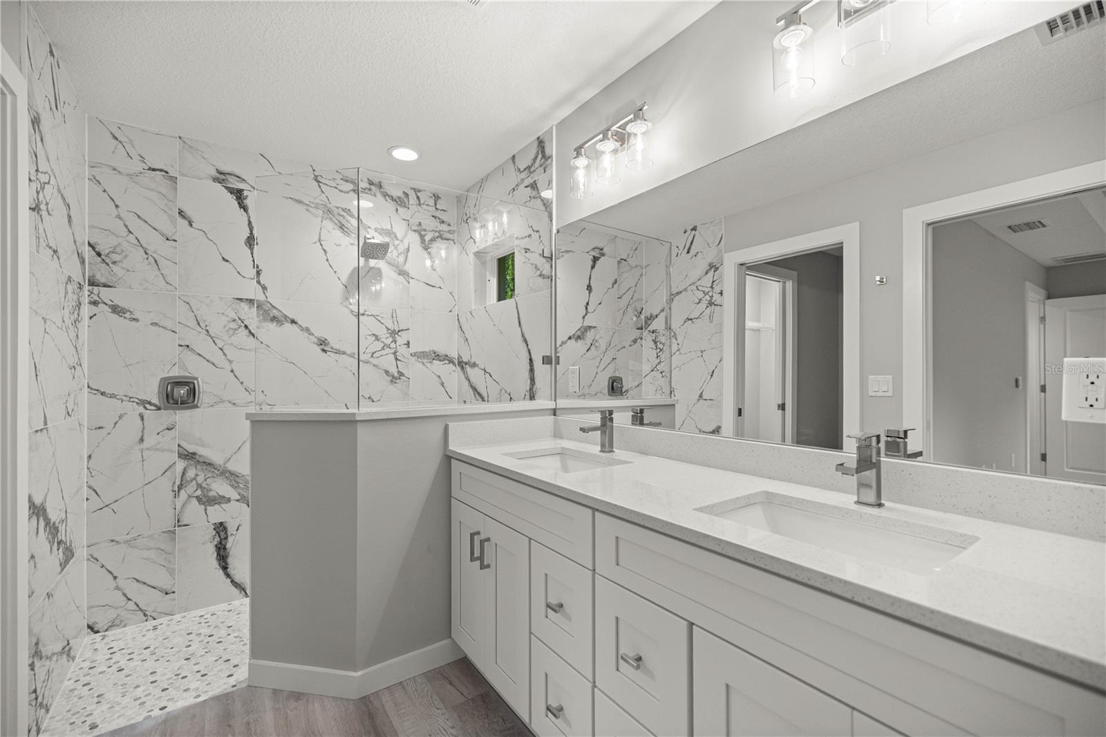 RAINBOW PARK ESTATE 03 - Residential