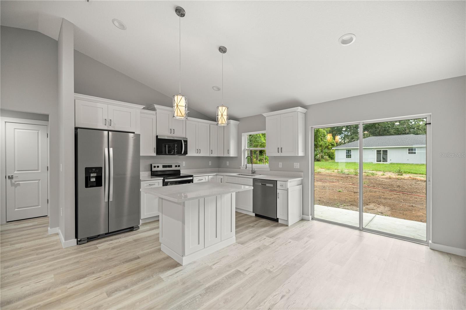 RAINBOW PARK ESTATE 03 - Residential