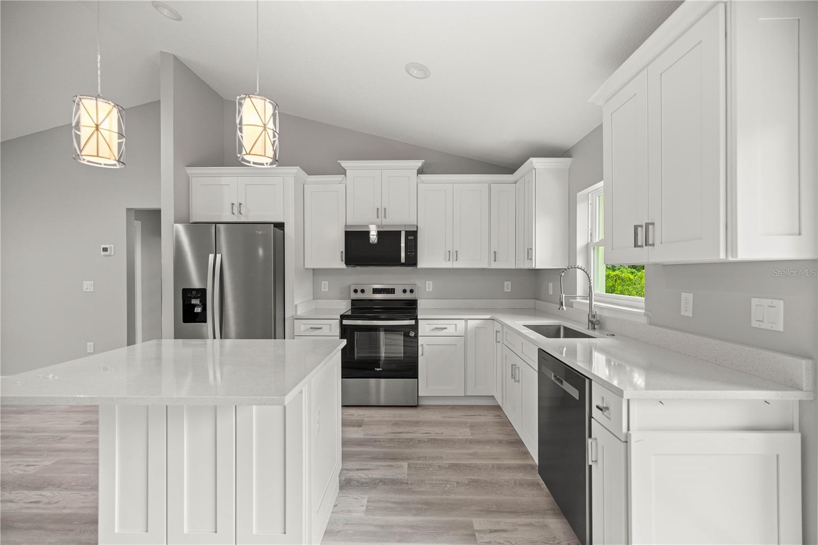 RAINBOW PARK ESTATE 03 - Residential