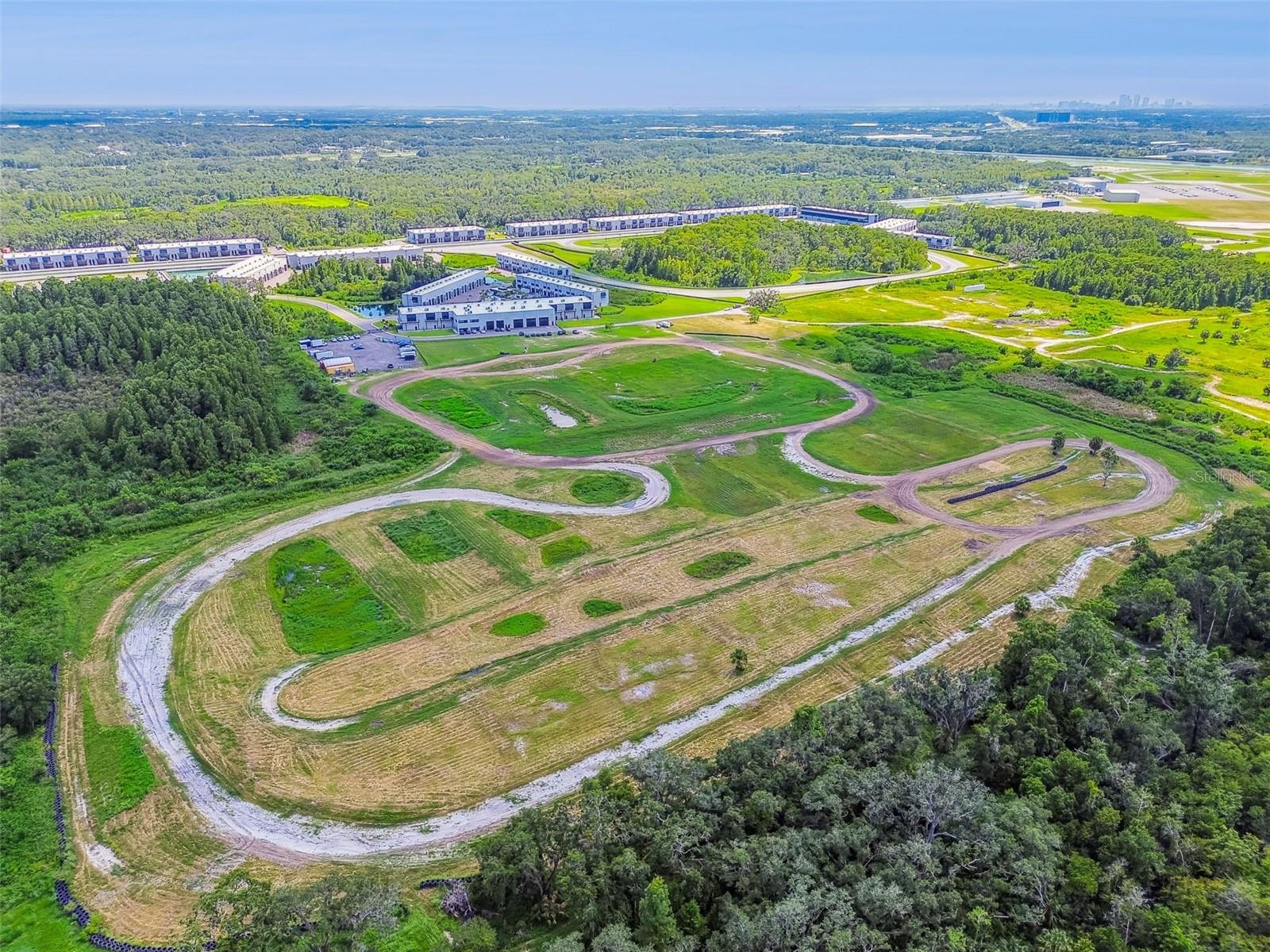 MOTOR ENCLAVE - Commercial Sale