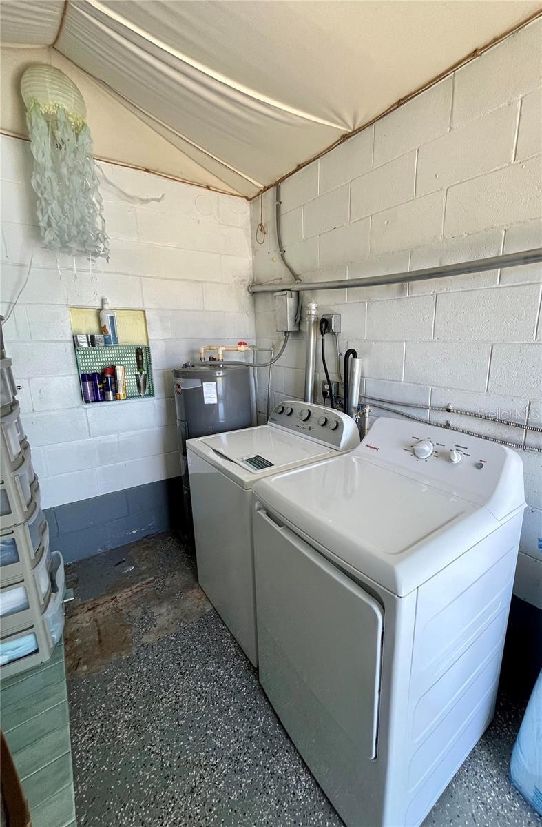 SIGNAL COVE - Residential