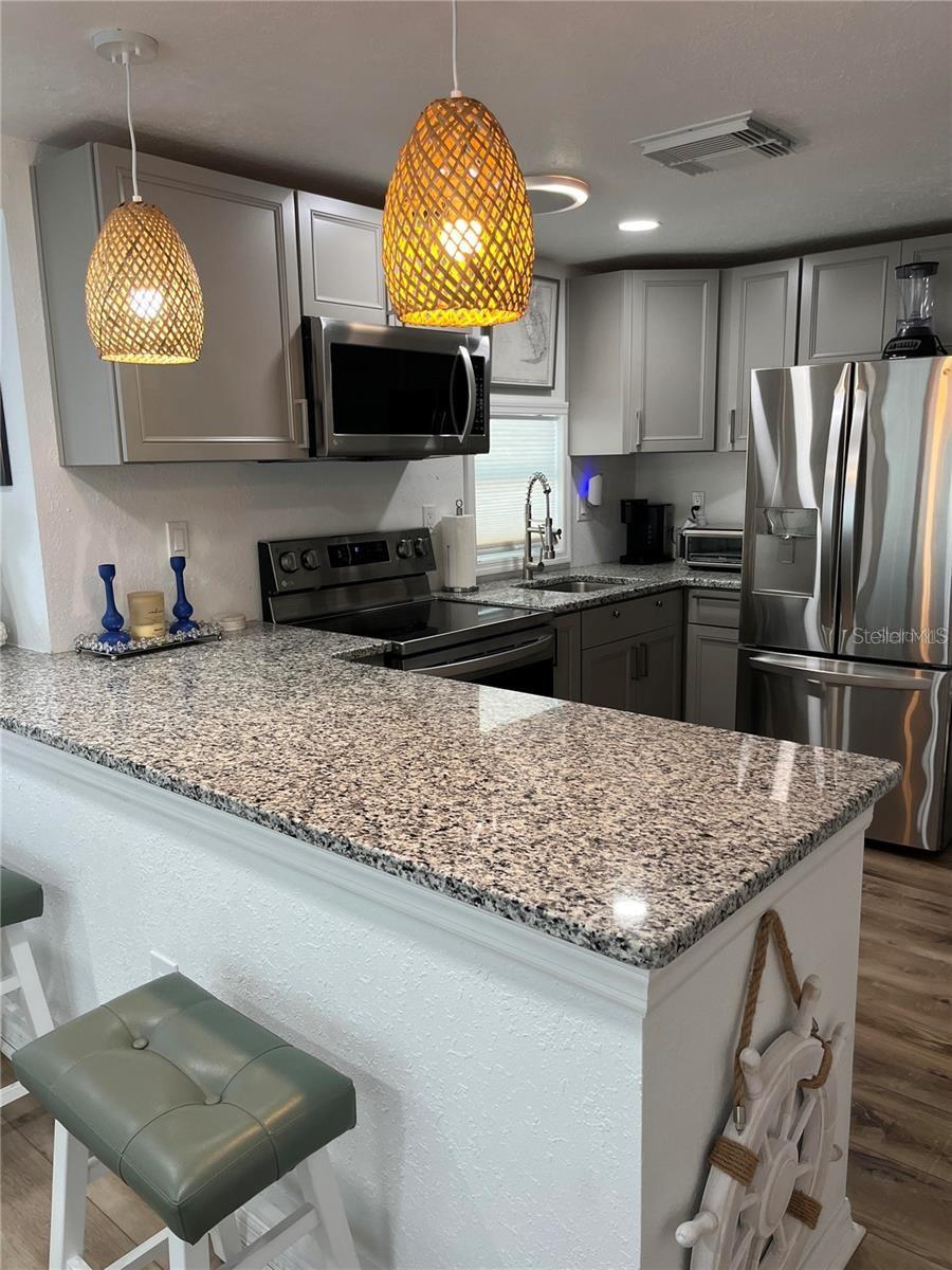 SIGNAL COVE - Residential