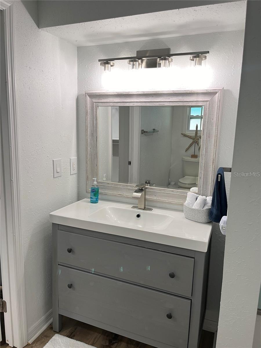 SIGNAL COVE - Residential