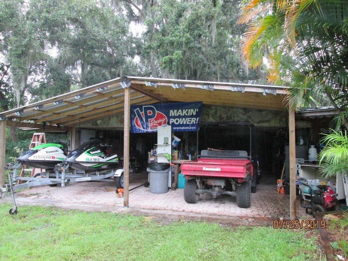 2690 E LAKE ROAD