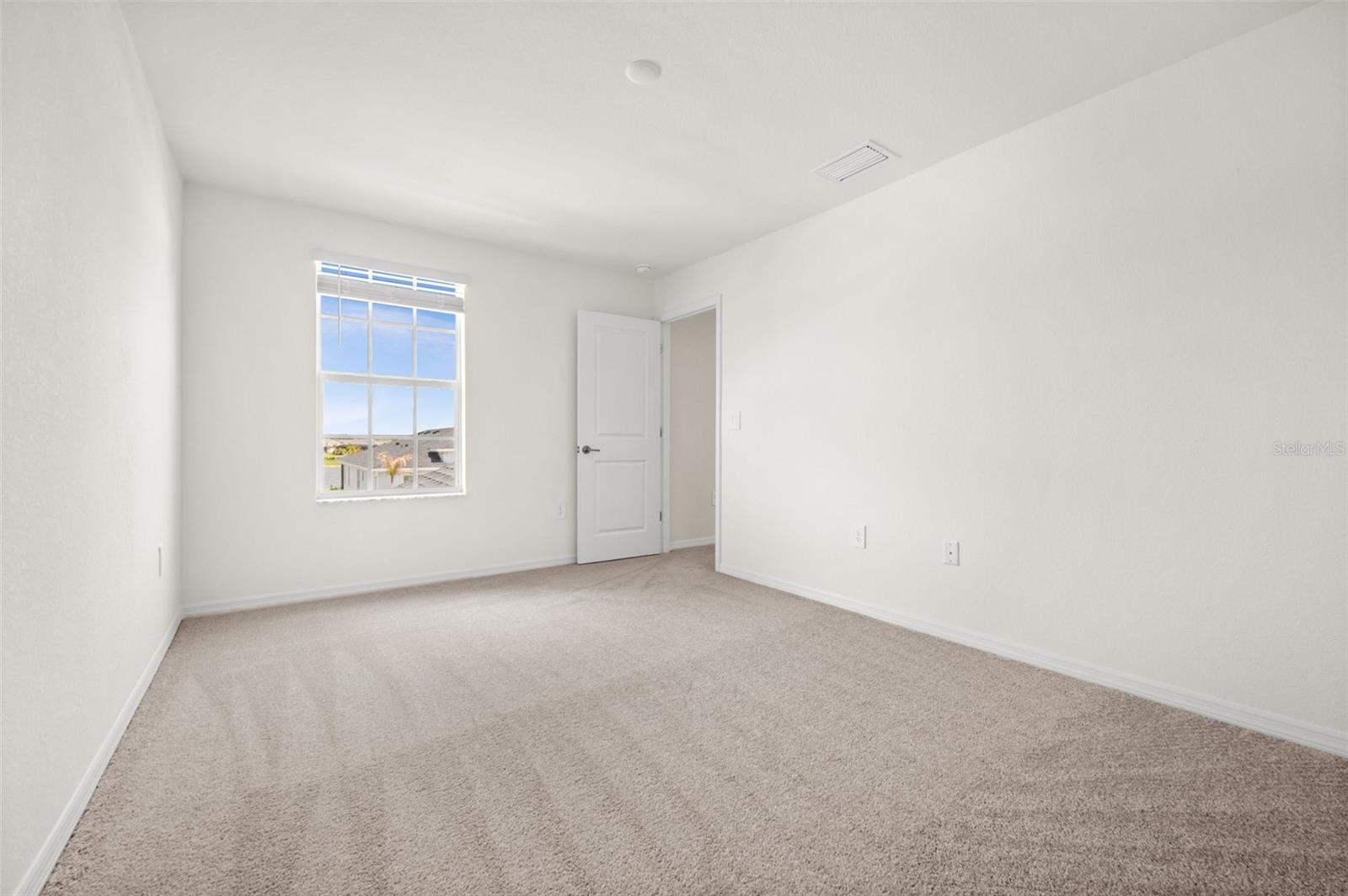 TUCKERS COVE - Residential