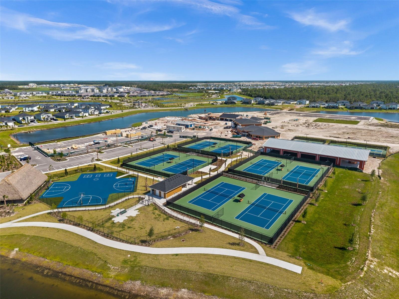 TUCKERS COVE - Residential