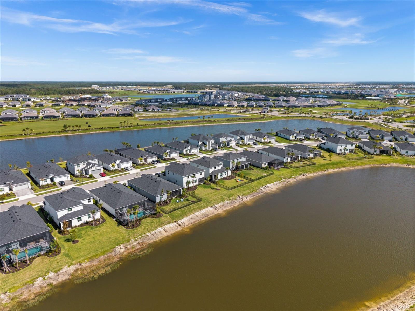 TUCKERS COVE - Residential