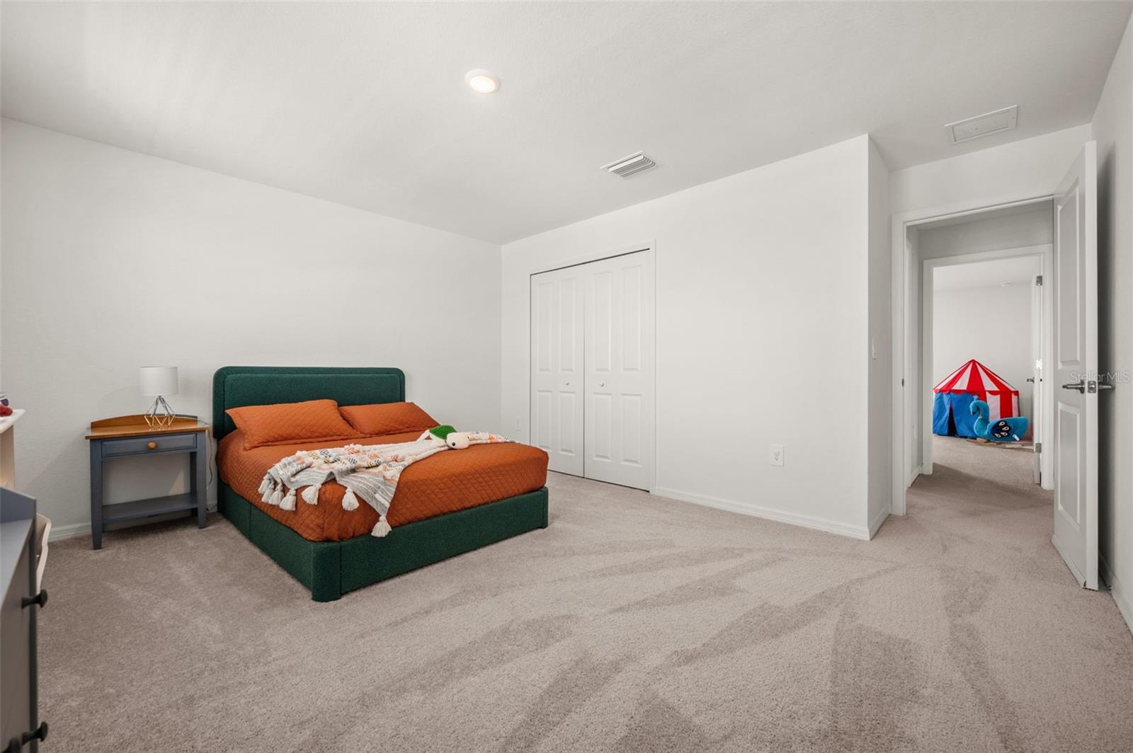 TUCKERS COVE - Residential