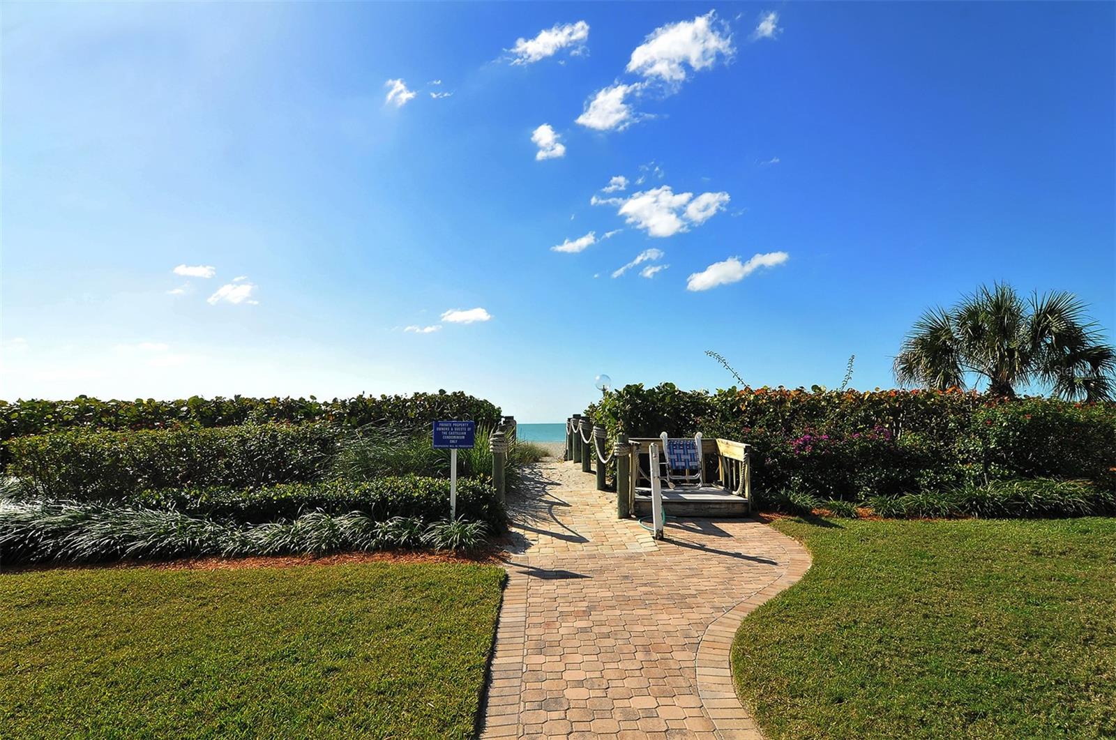 THE CASTILLIAN - Residential