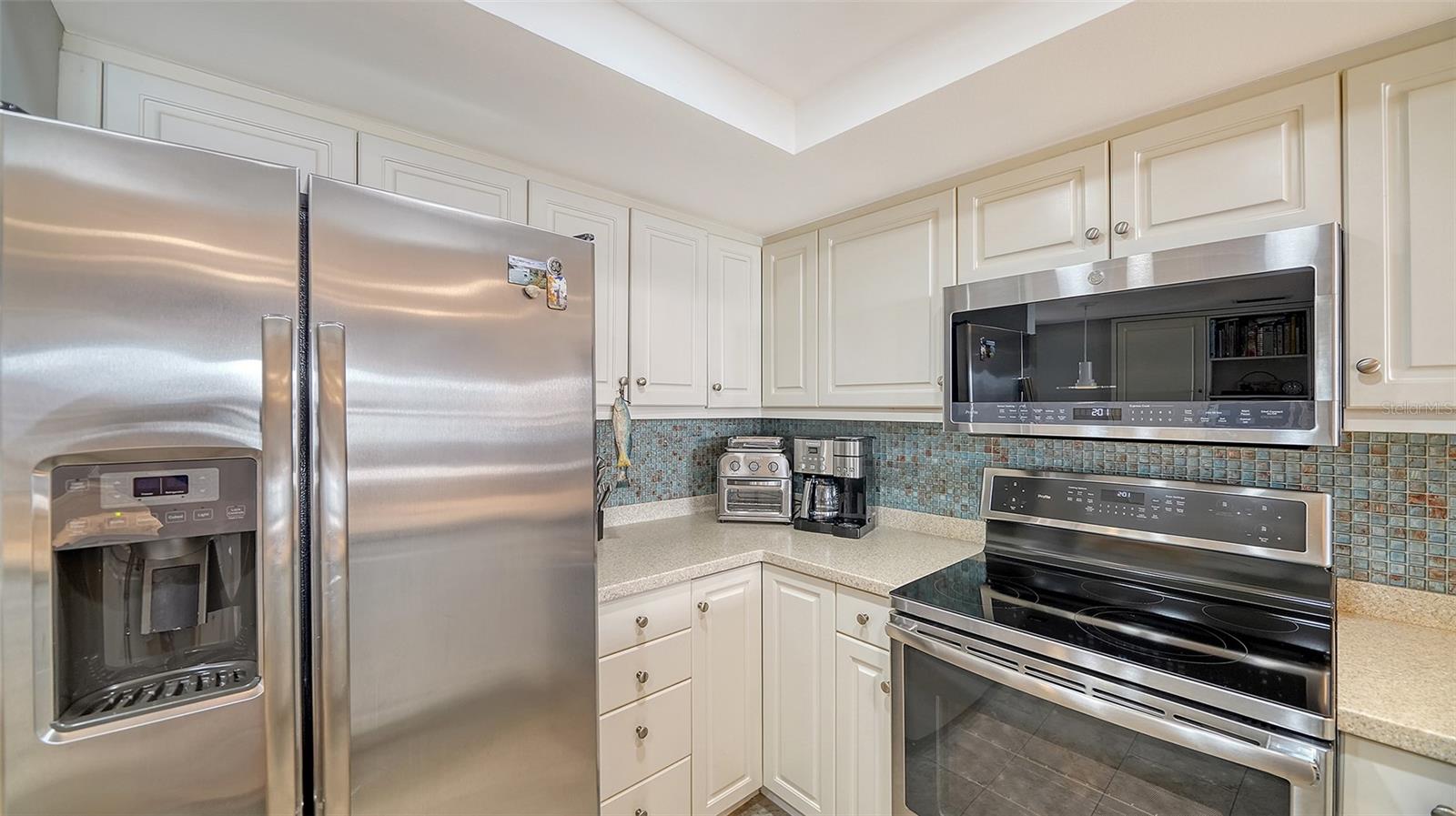 THE CASTILLIAN - Residential