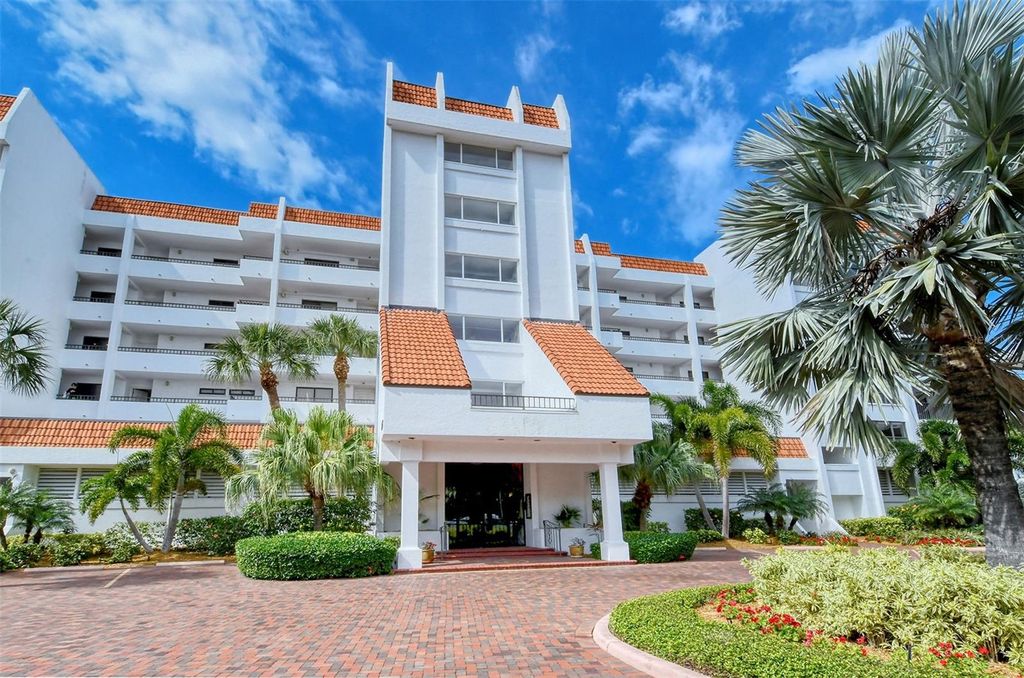 Castillian Longboat Key FL Condos for Sale 3 Photo of 4545 Gulf Of Mexico Drive #408, Longboat Key, FL 34228 (MLS # A4669207)