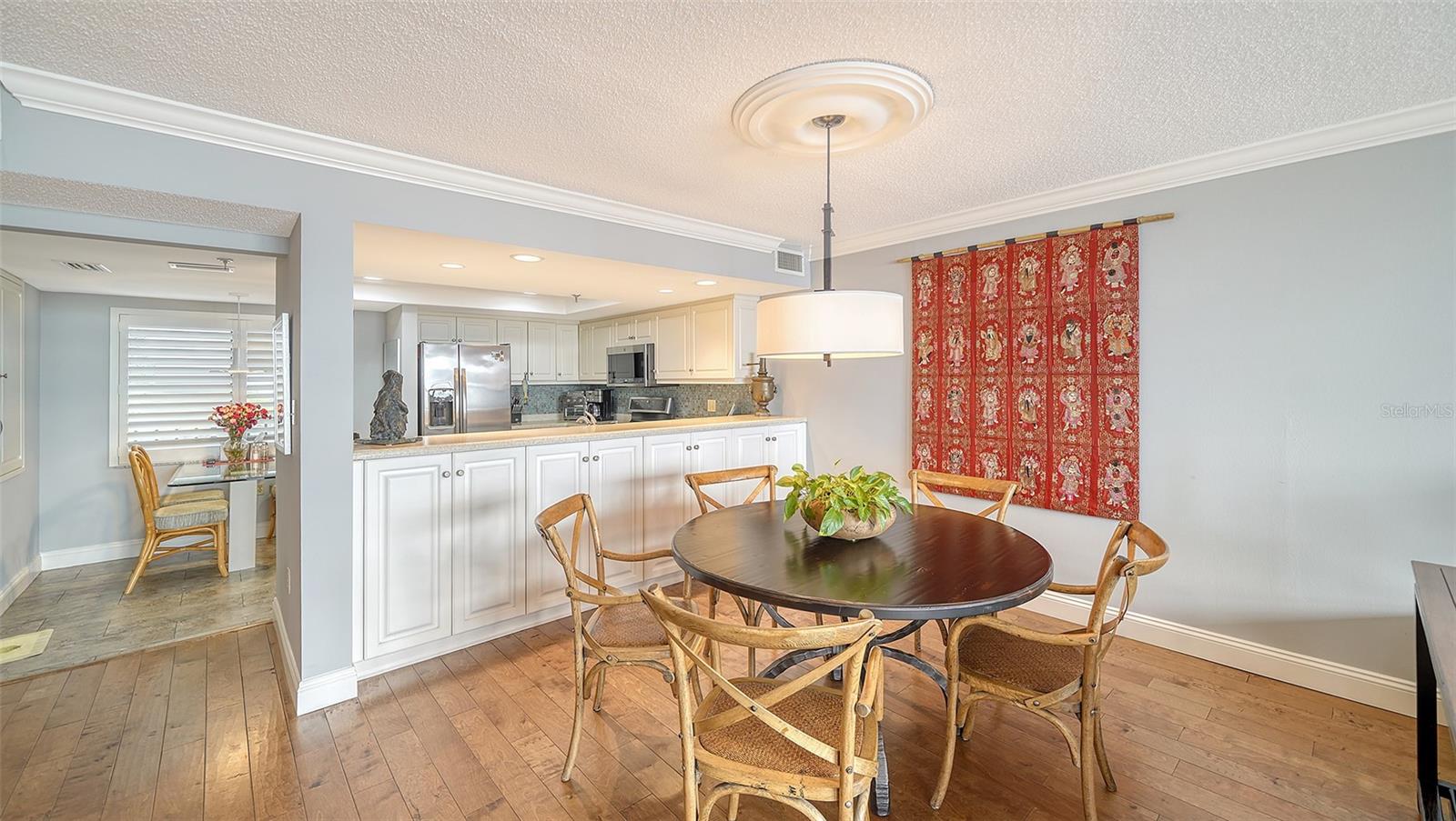 THE CASTILLIAN - Residential