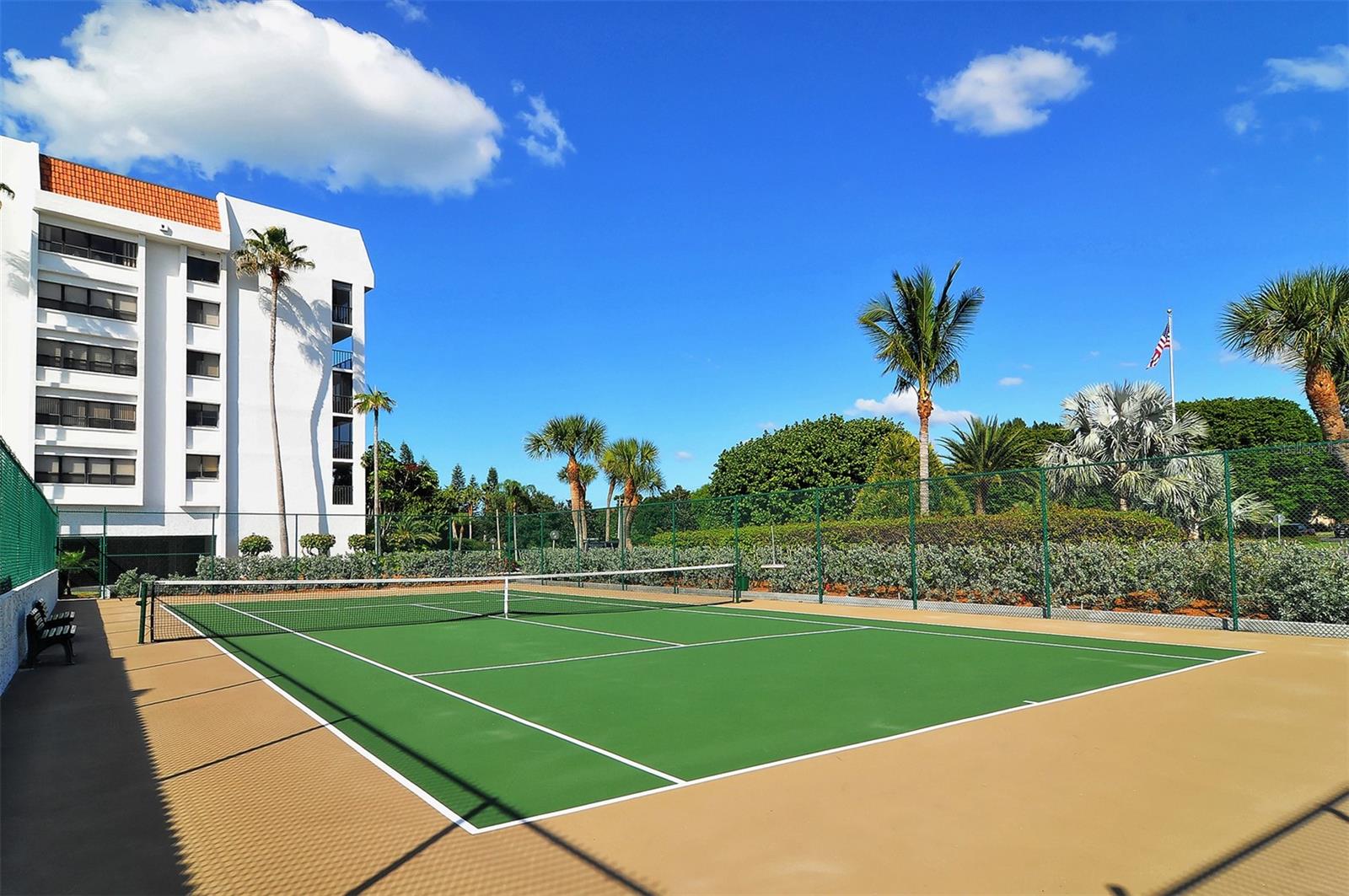 THE CASTILLIAN - Residential