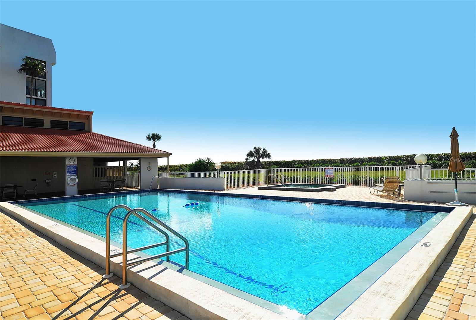 THE CASTILLIAN - Residential