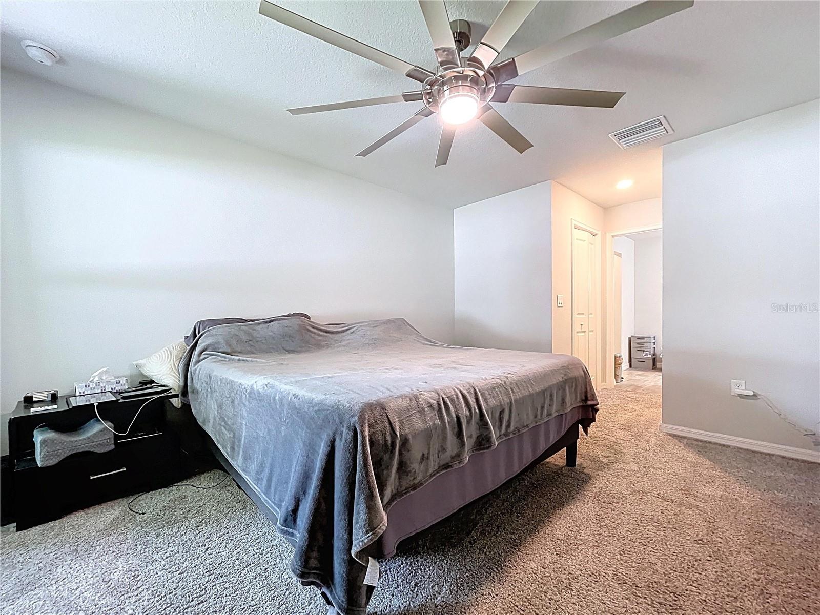 ROYAL HIGHLANDS - Residential