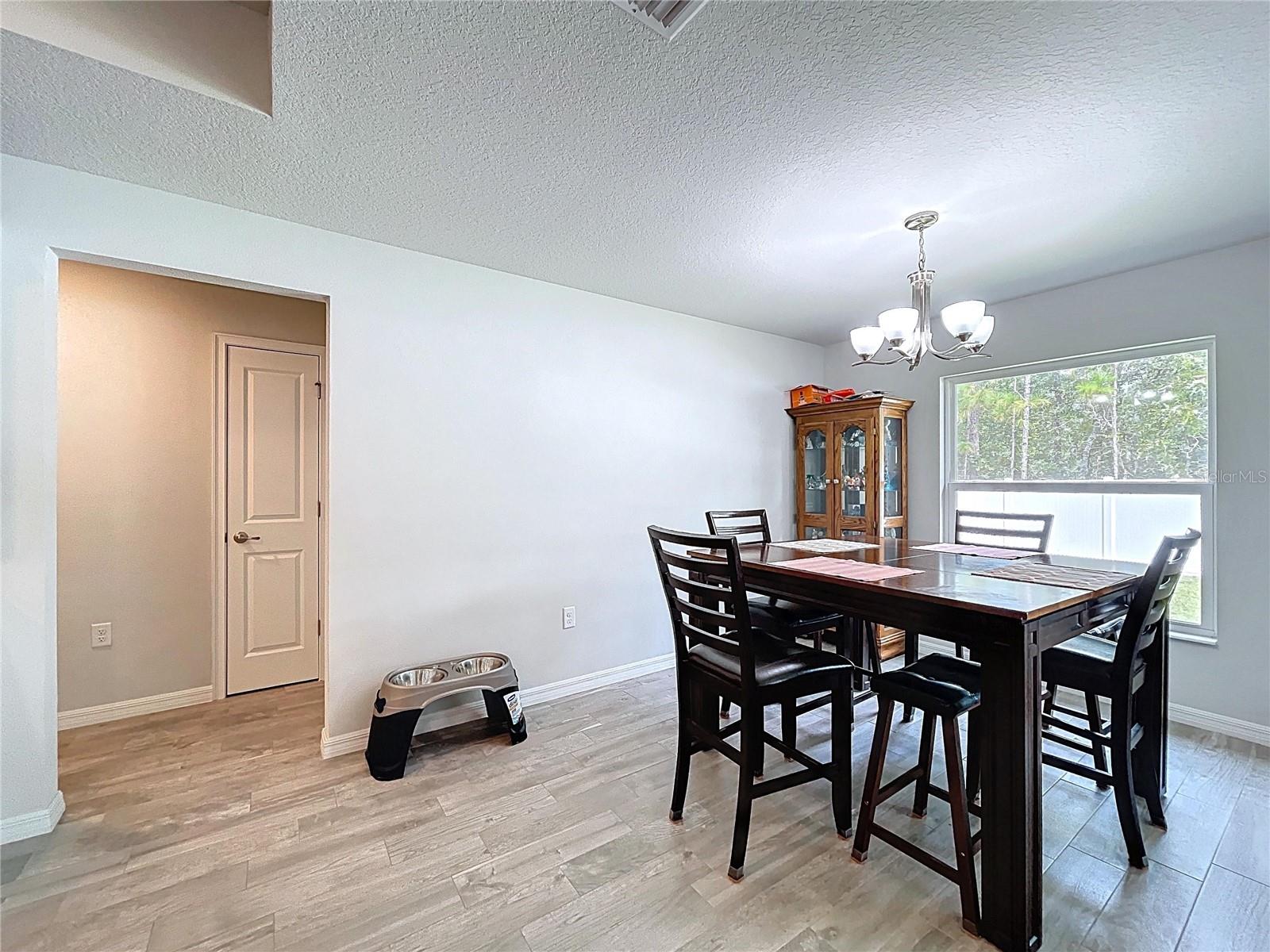 ROYAL HIGHLANDS - Residential