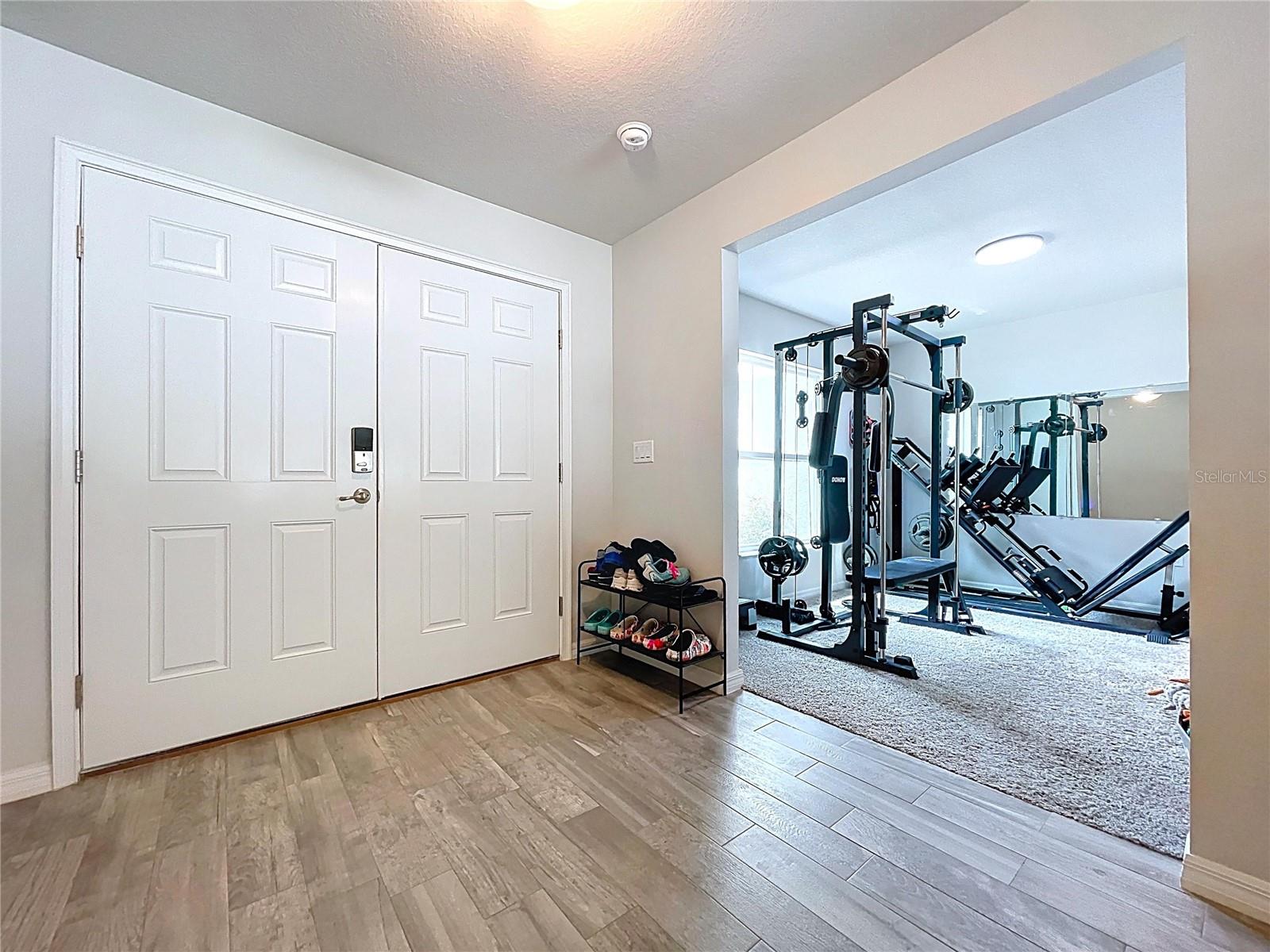 ROYAL HIGHLANDS - Residential