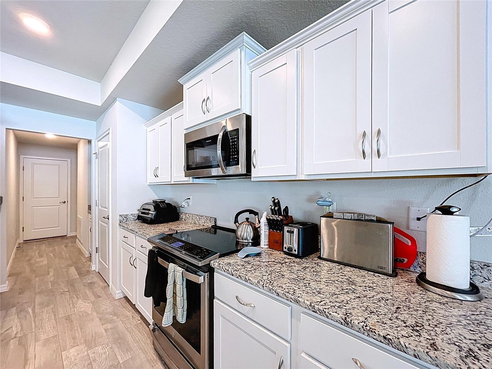 ROYAL HIGHLANDS - Residential