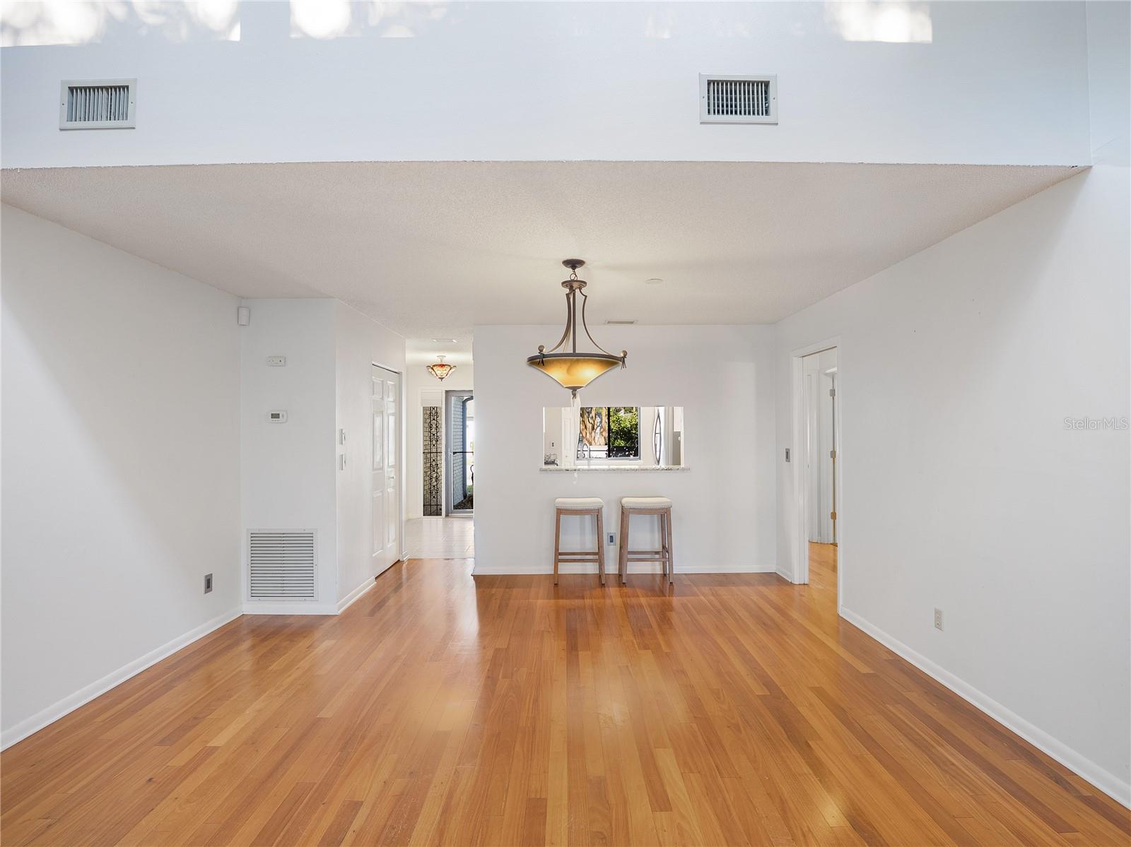 CRESTWOOD SOUTH VILLAGE - Residential