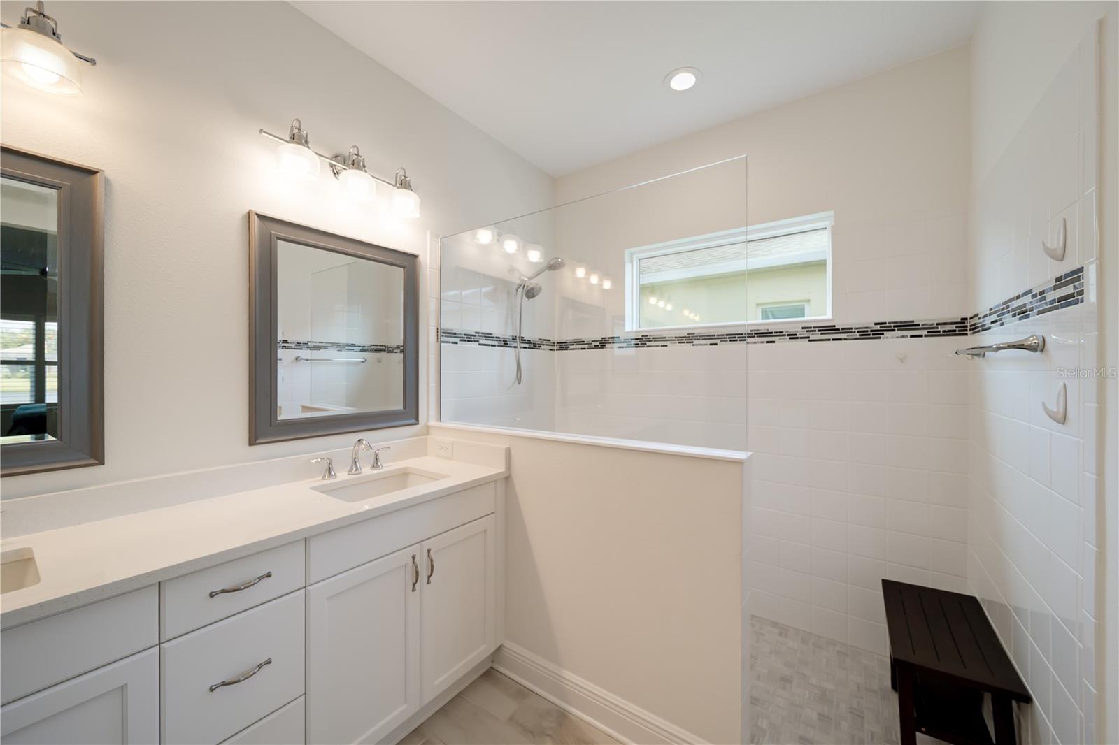 SILVERLEAF PH IV - Residential