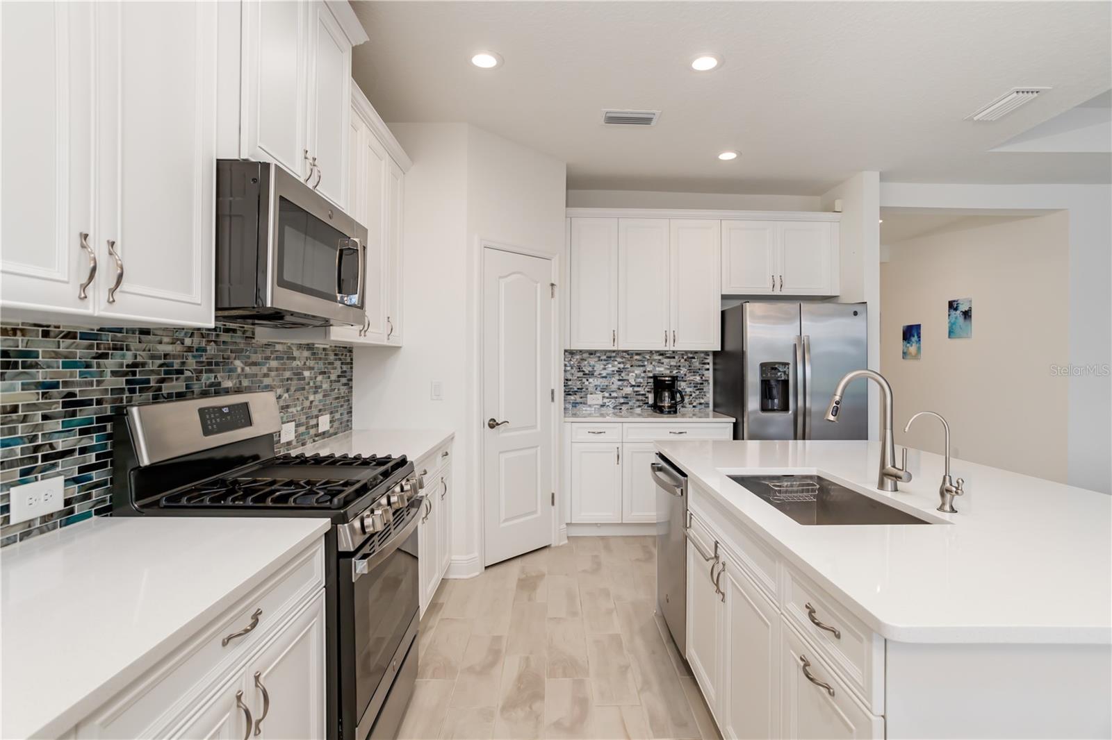 SILVERLEAF PH IV - Residential