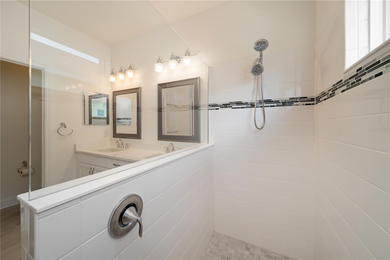 SILVERLEAF PH IV - Residential