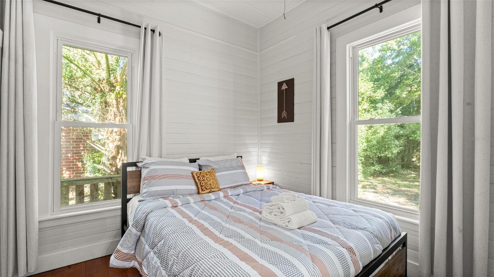 DOIG & ROBERTSONS ADD TO GVILLE - Residential