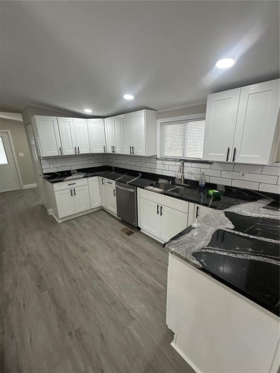 UNPLATTED - Residential Lease