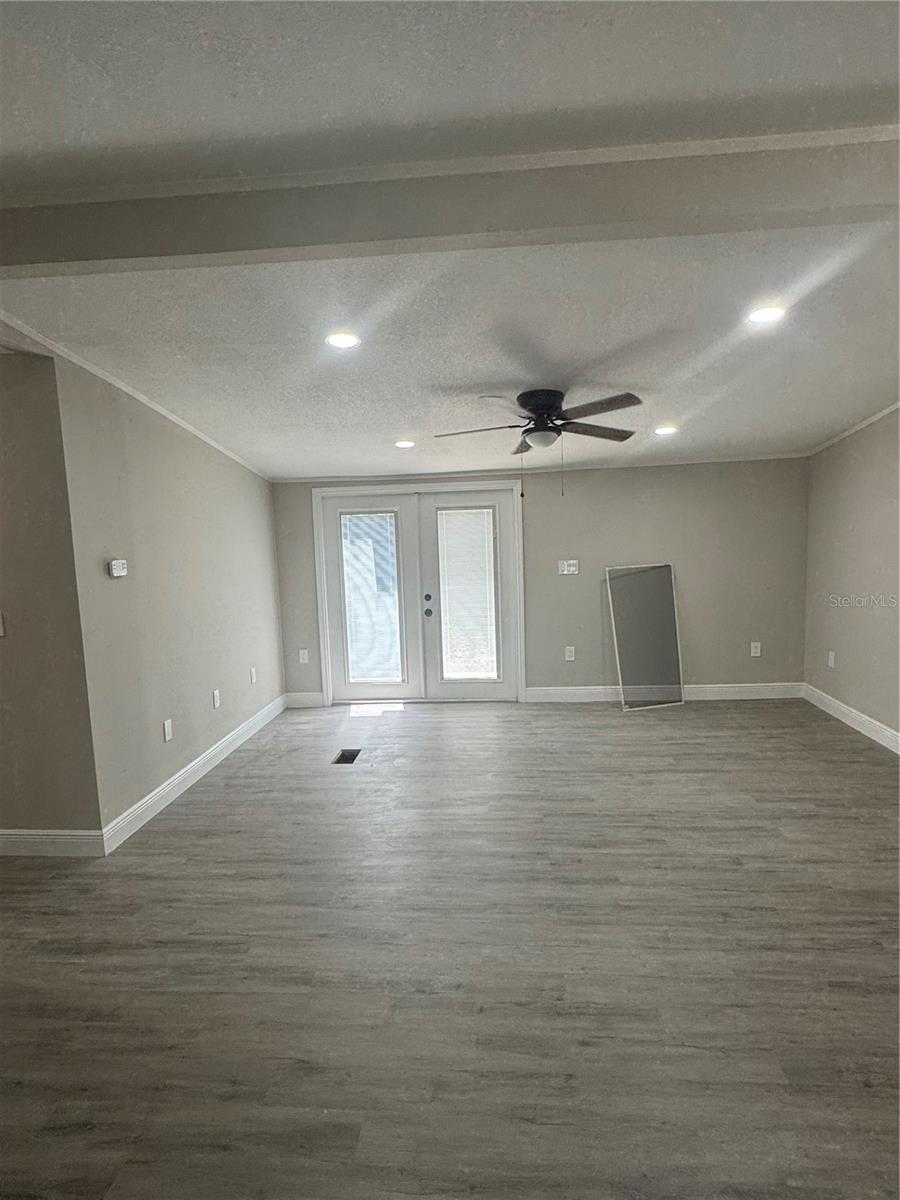 UNPLATTED - Residential Lease